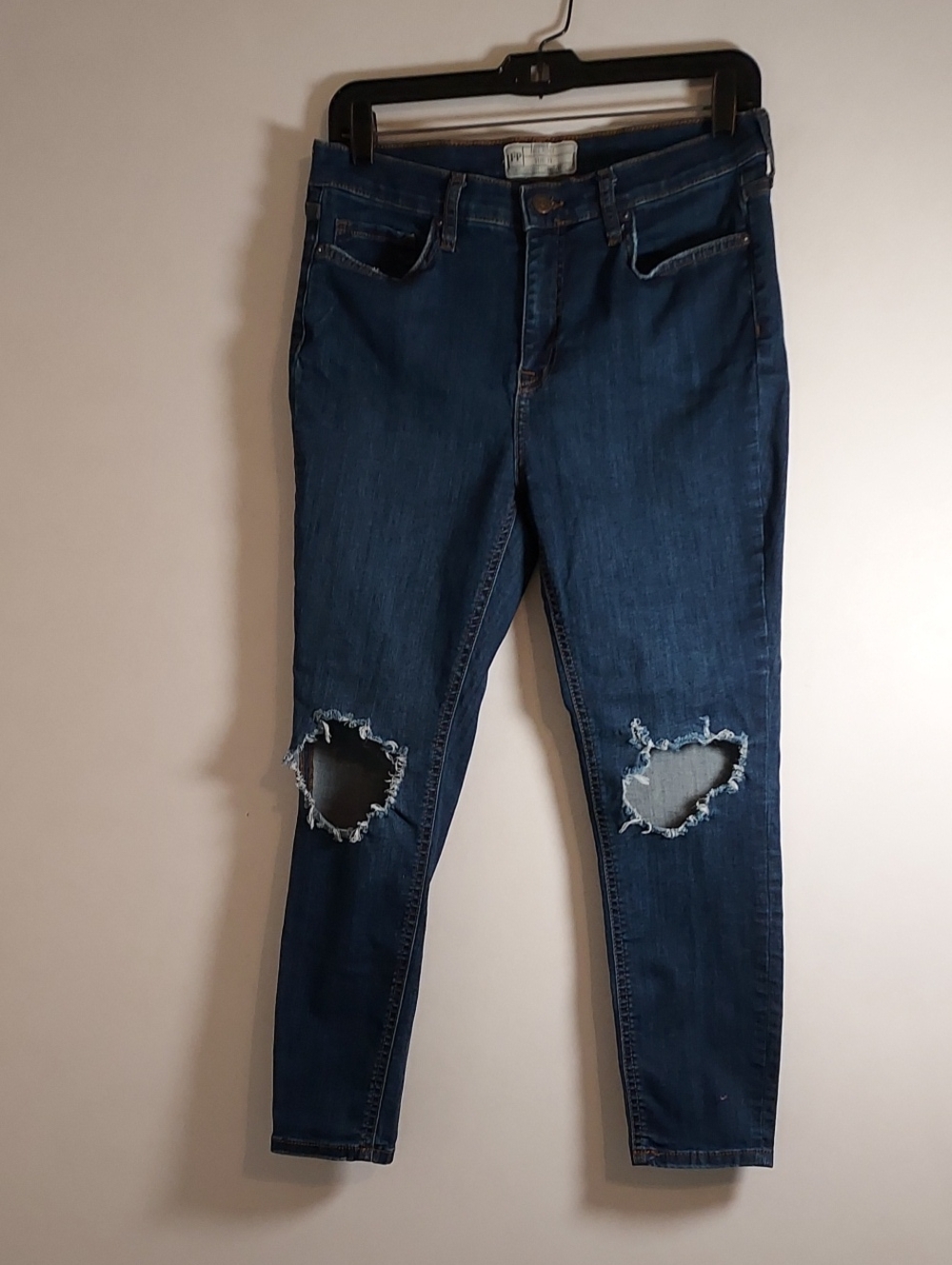 Free People Distress Jeans Size 29